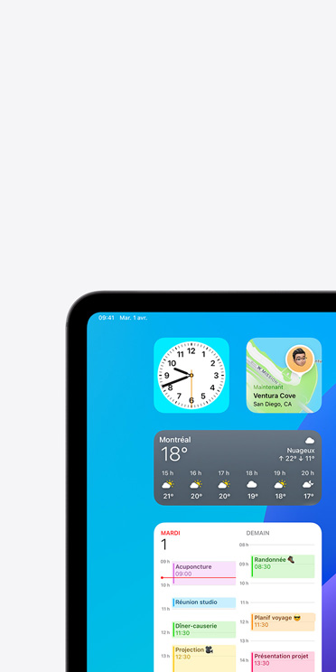 Démonstrastion de la fonctionnalité VoiceOver à l’écran d’un iPad Pro, qui affiche le widget de l’app Météo et la transcription du contenu prononcé, soit Météo, Montréal, 18 degrés