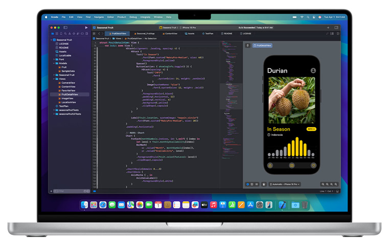 Auf einem geöffneten Mac wird die Xcode App gezeigt.
