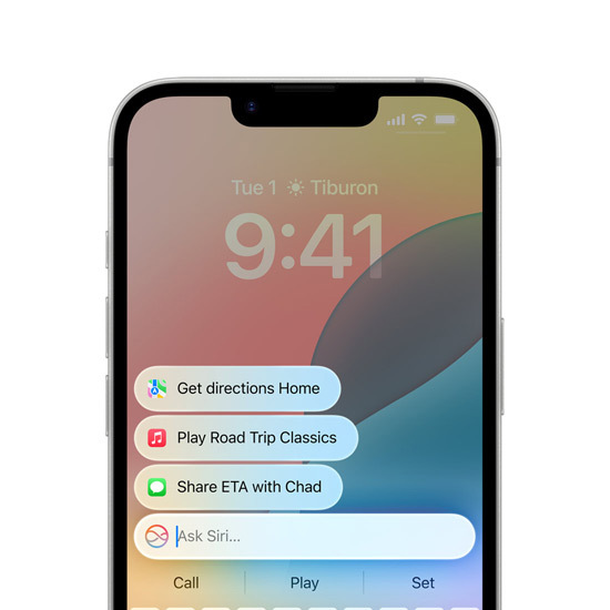 Vue partielle de l’écran d’un iPhone 16e qui affiche une bulle de texte de Siri présentant des informations demandées dans une requête.