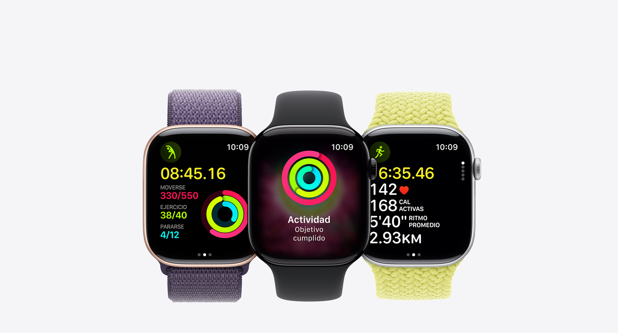 Dispositivos Apple Watch Series 11, cajas de aluminio, colores oro rosa, negro azabache pulido y plata, en pantalla: yoga, círculos de Actividad, Carrera, correa loop deportiva morada, correa deportiva negra, correa uniloop trenzada amarilla