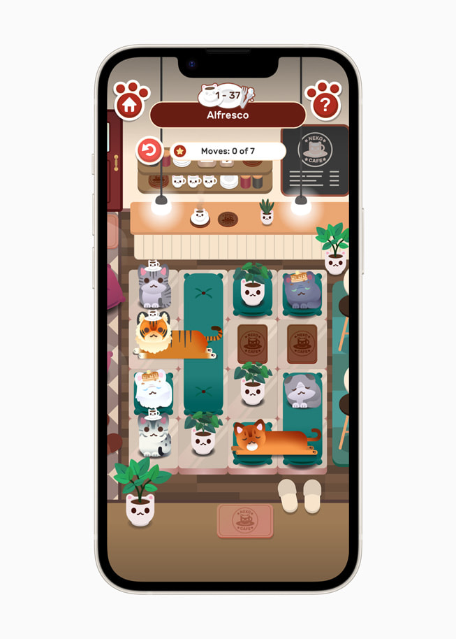 Nekograms+를 보여주는 iPhone 14 화면.