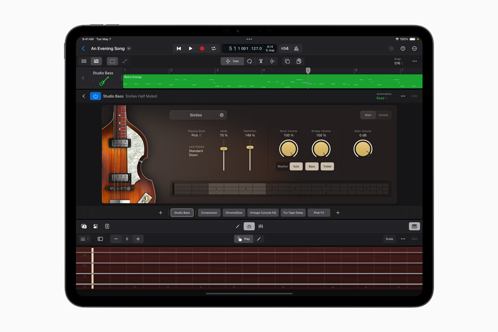Session Players في تطبيق Logic Pro for iPad 2 معروضة على جهاز iPad Pro.