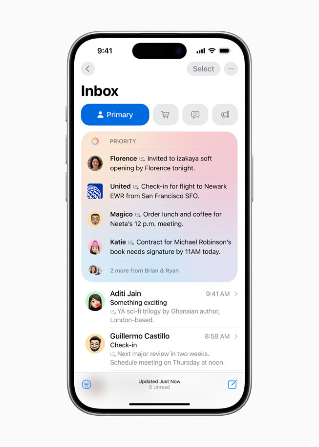 La prestación Priority Messages en un iPhone 15 Pro.