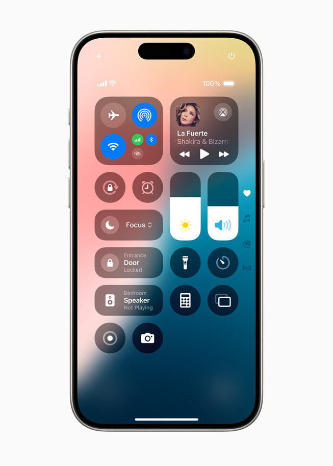 Het bedieningspaneel van een iPhone 15 Pro.