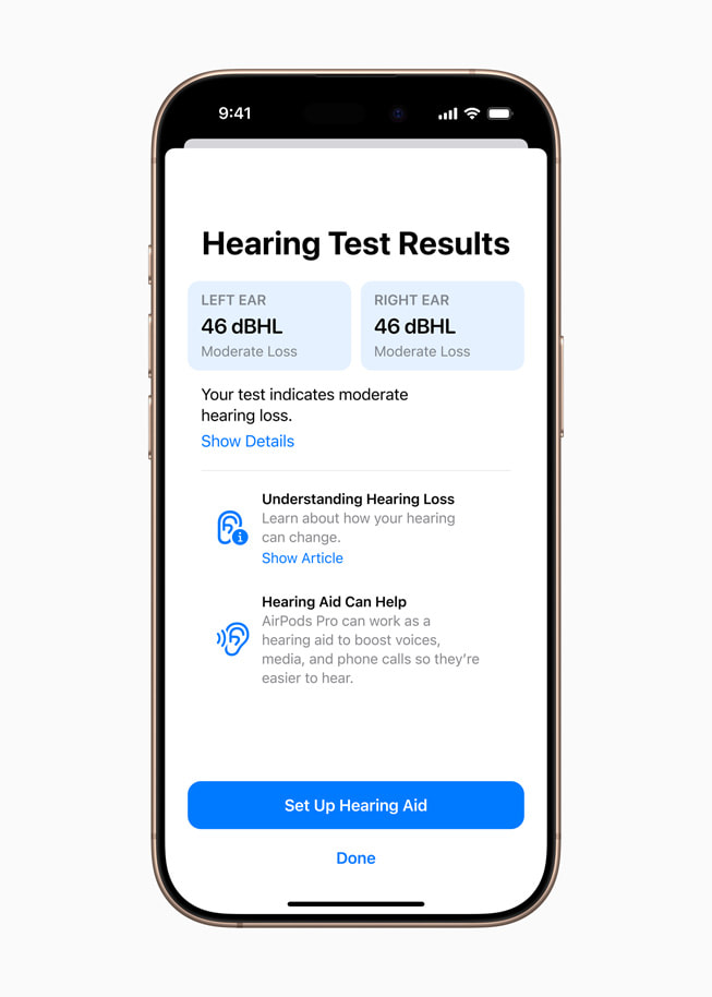 iPhone 16 Proに表示されているヒアリングチェックの結果と、AirPods Pro。