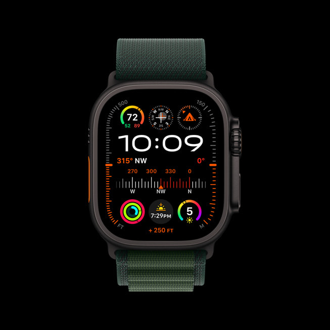 Bergsloop med Apple Watch Ultra 2 i svart titan.