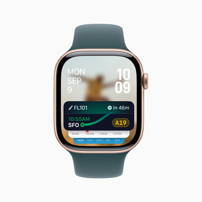 Le Défilement intelligent plus personnalisé montré sur une Apple Watch Series 10.