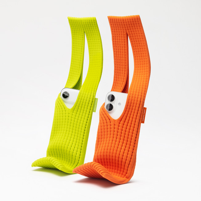 iPhone Pocket in lemon and mandarin.