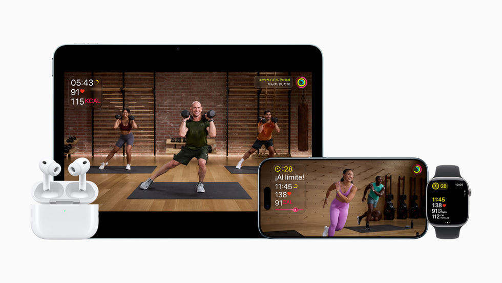 Experiencia de Apple Fitness+ en iPhone 17 Pro, iPad, Apple Watch y AirPods.