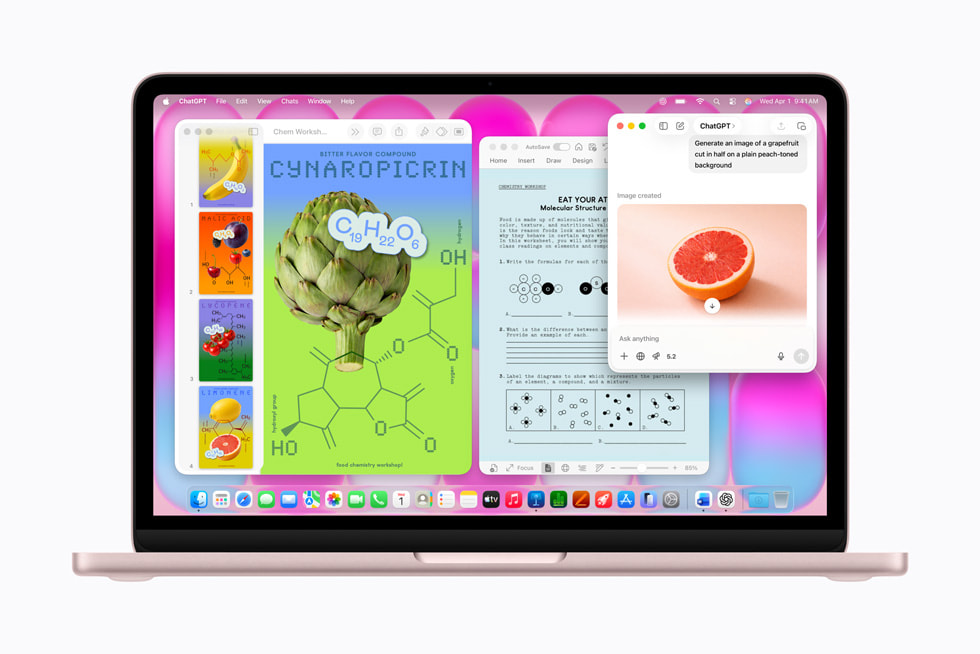 Una persona usa ChatGPT y Canva en una MacBook Neo rosa rubor.