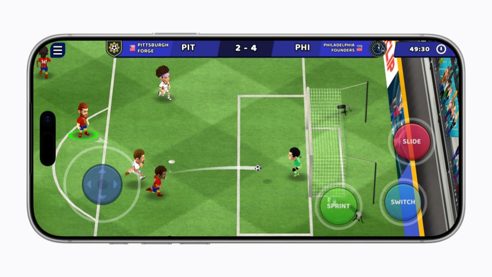 iPhone 17 Proに表示された、「Mini Football Legends」の進行中のサッカー試合の静止画。