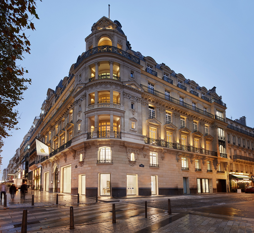 Apple Champs-Élysées, Paris’in ünlü alışveriş caddesinde açılacak. 