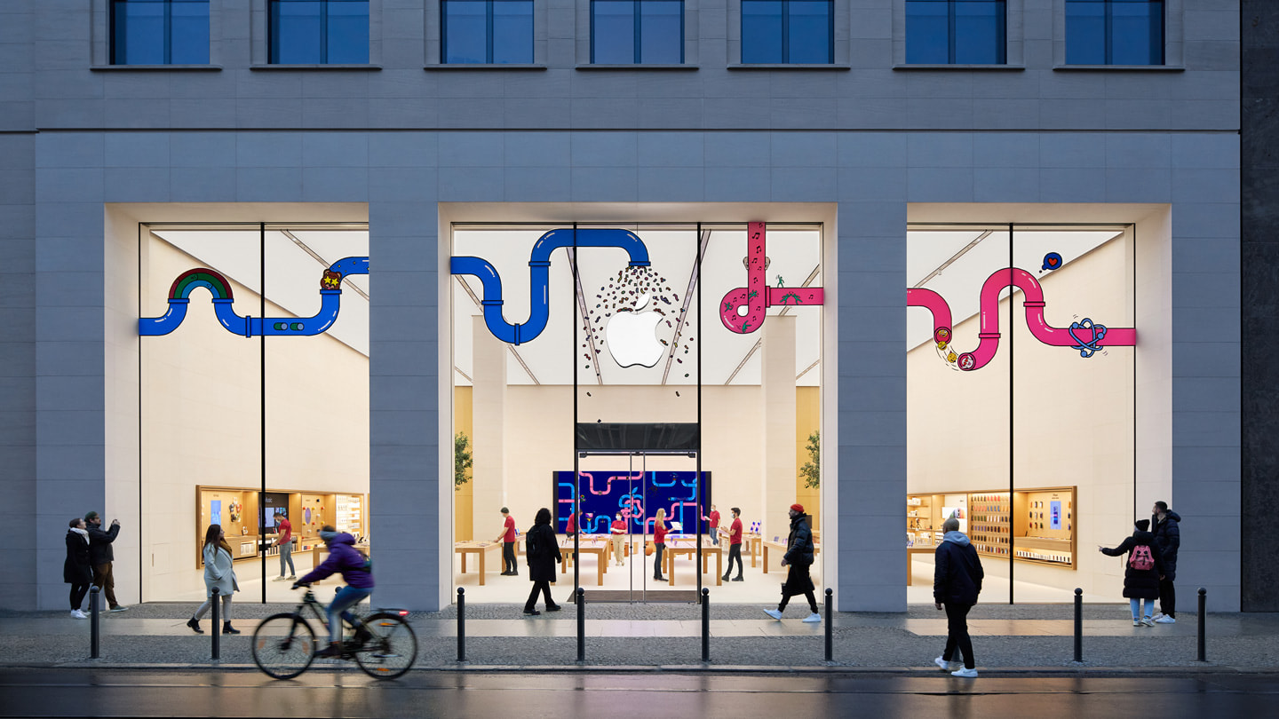 Apple Rosenthaler Straße 直營店入口。