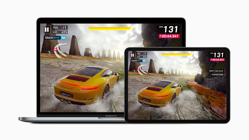 iPad ve MacBook Pro’da yarış oyunu “Asphalt 9: Legends” görülüyor.