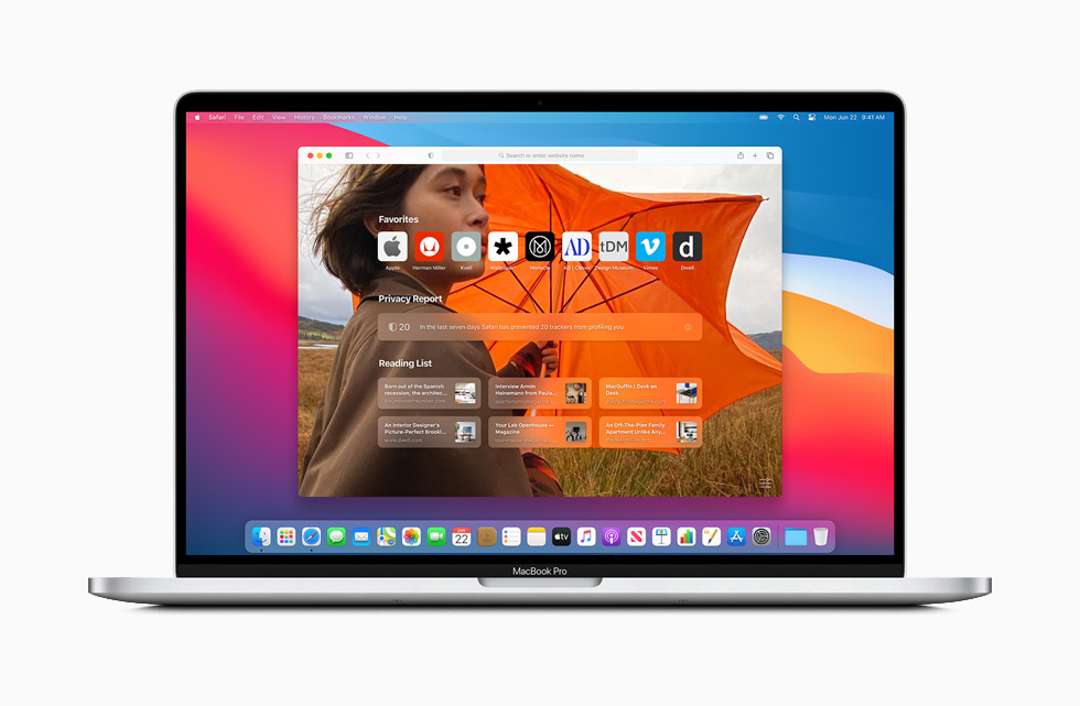 MacBook Pro’da yeni Safari başlangıç sayfası görüntüleniyor. 