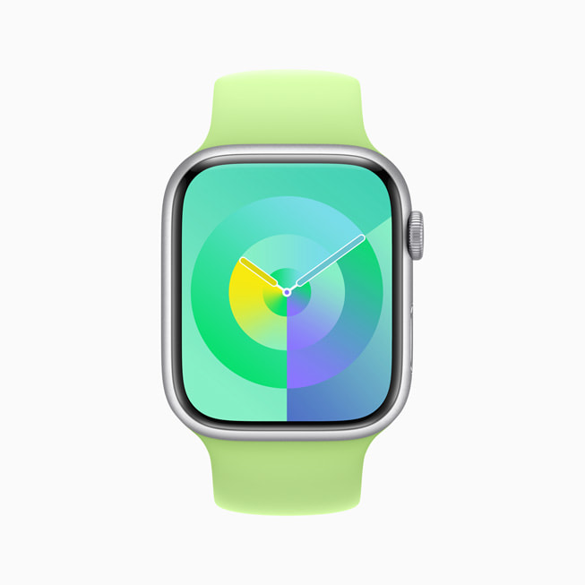 Apple Watch Series 8’de zümrüt rengi yeni Palet saat kadranı gösteriliyor.