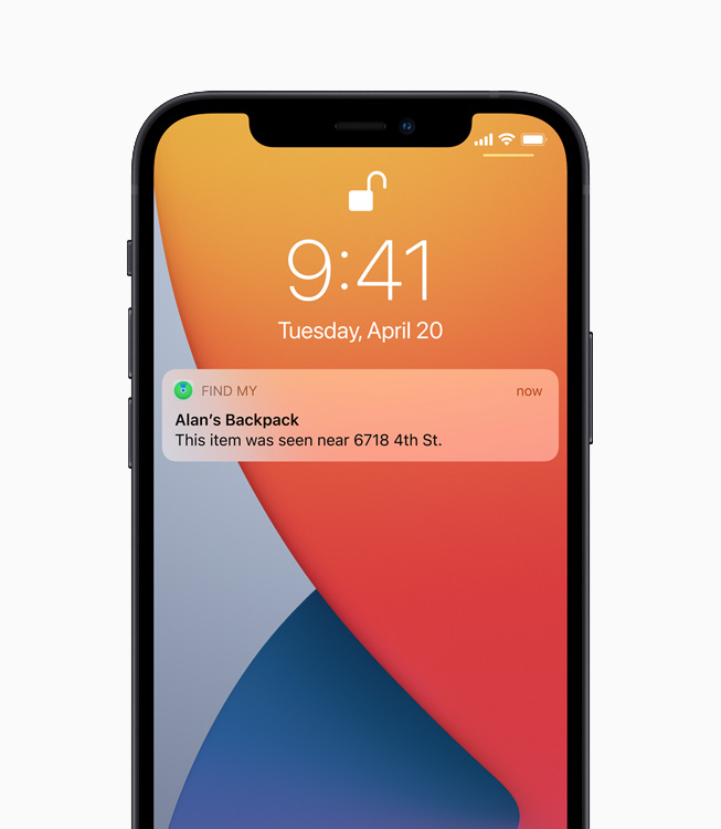 iPhone 12 ekranında, kayıp bir çantanın yeriyle ilgili bilgi veren bir Bul uygulaması bildirimi.