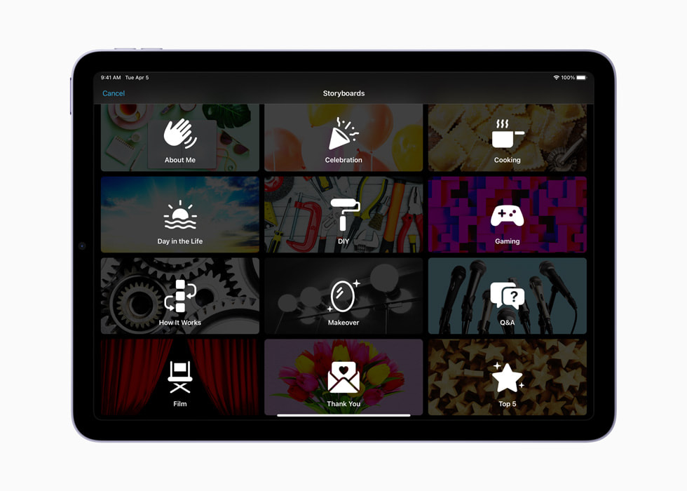 iMovie 3.0의 스토리보드 기능을 보여주는 iPad.