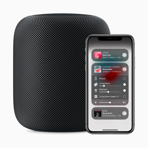 HomePod hoparlör ve Denetim Merkezi’ni gösteren iPhone X.