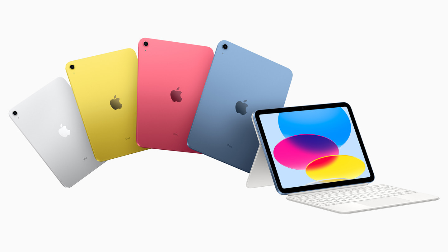 Dört renk seçeneğiyle yeni iPad’in arkadan görünümü ve Magic Keyboard Folio’ya sahip gümüş rengi Pad.