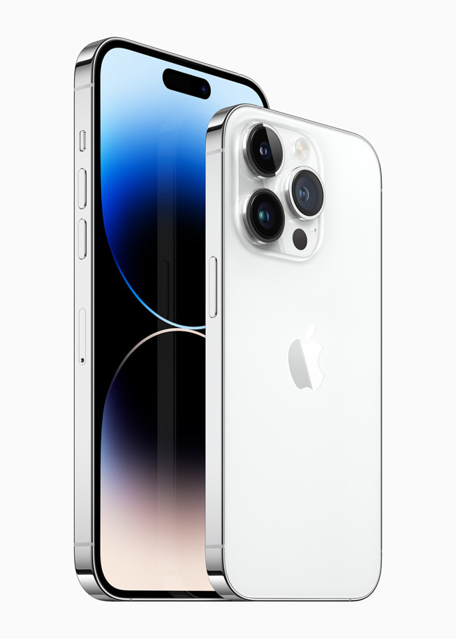Gümüş renginde iPhone 14 Pro ve iPhone 14 Pro Max.