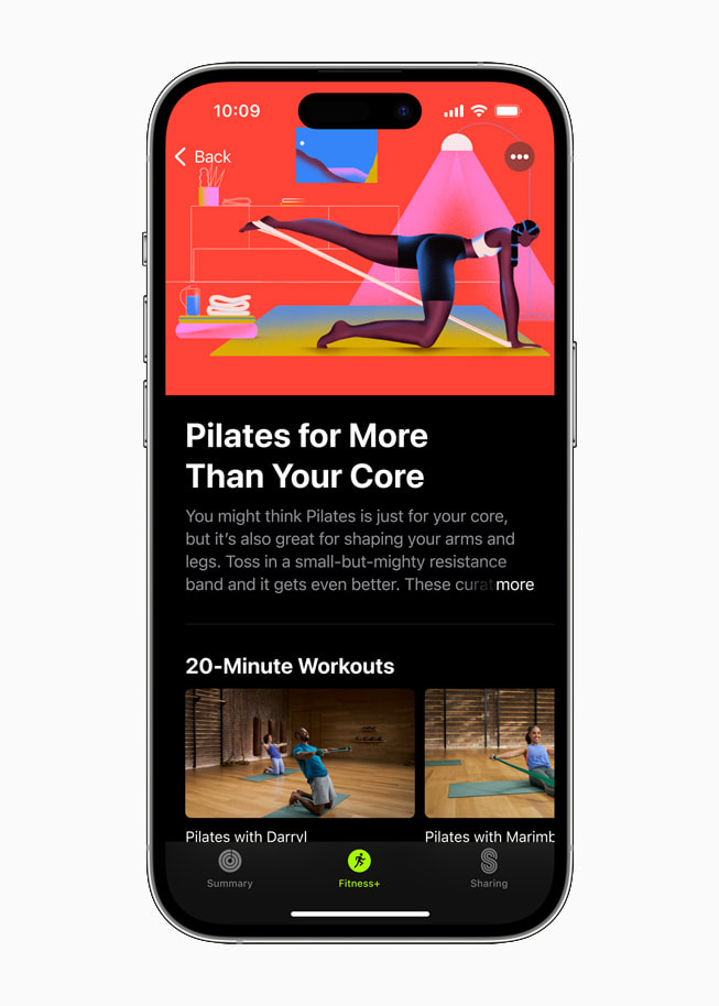 Bộ Sưu Tập mới nhất của Apple Fitness+, Tập Pilates Cho Cả Cơ Thể, trên iPhone 14 Pro.