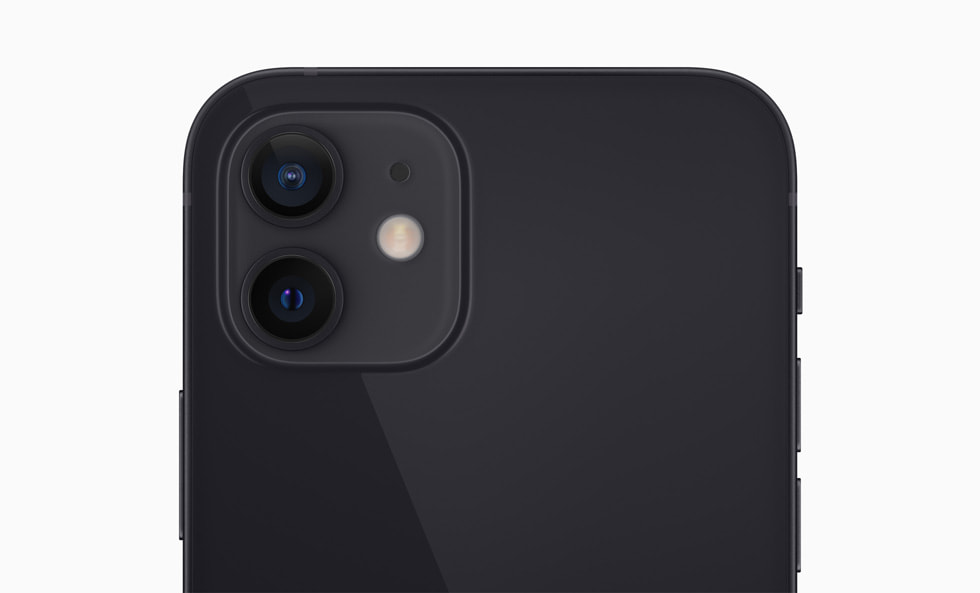 iPhone 122deki çift kamera sistemi.