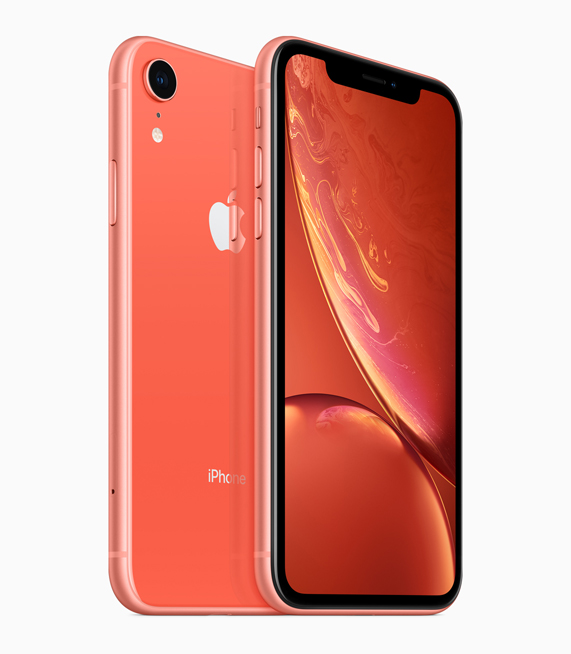 코럴 마감의 iPhone XR.