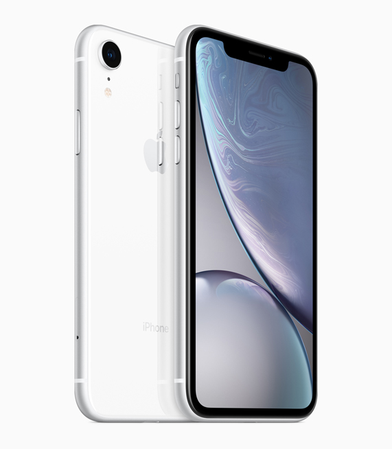 화이트 마감의 iPhone XR.