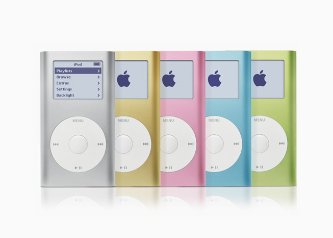 İlk iPod mini gösteriliyor.