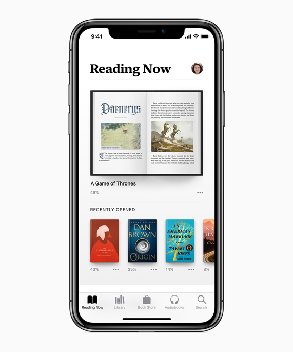 Apple Books uygulamasında Şimdi Okunuyor ekranını gösteren iPhone X.