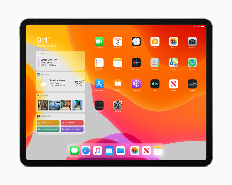 iPadOS’un yeni Ana Ekran’ındaki Bugün Görünümü’nde Takvim, Hava Durumu ve Fotoğraflar görüntüleniyor. 