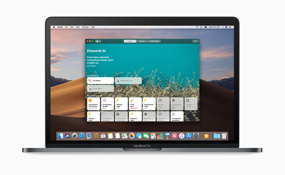 MacBook Pro masaüstünde Ev uygulaması.