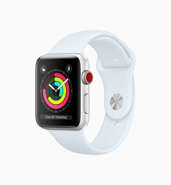 Yeni gök mavisi kordonlu Apple Watch