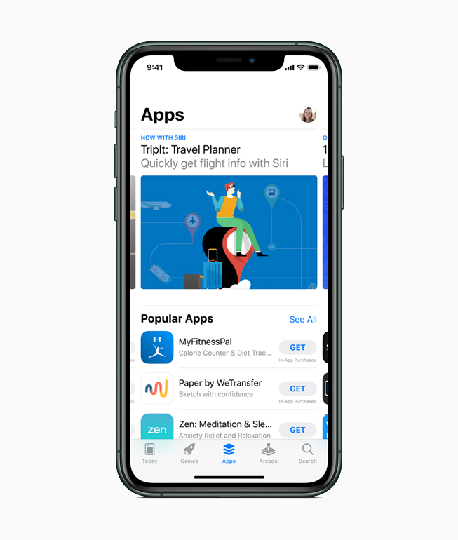 App Store’u gösteren bir iPhone.