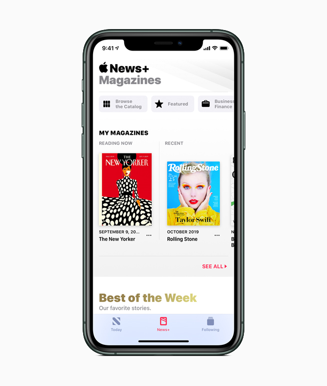 Apple News+ gösteren bir iPhone.