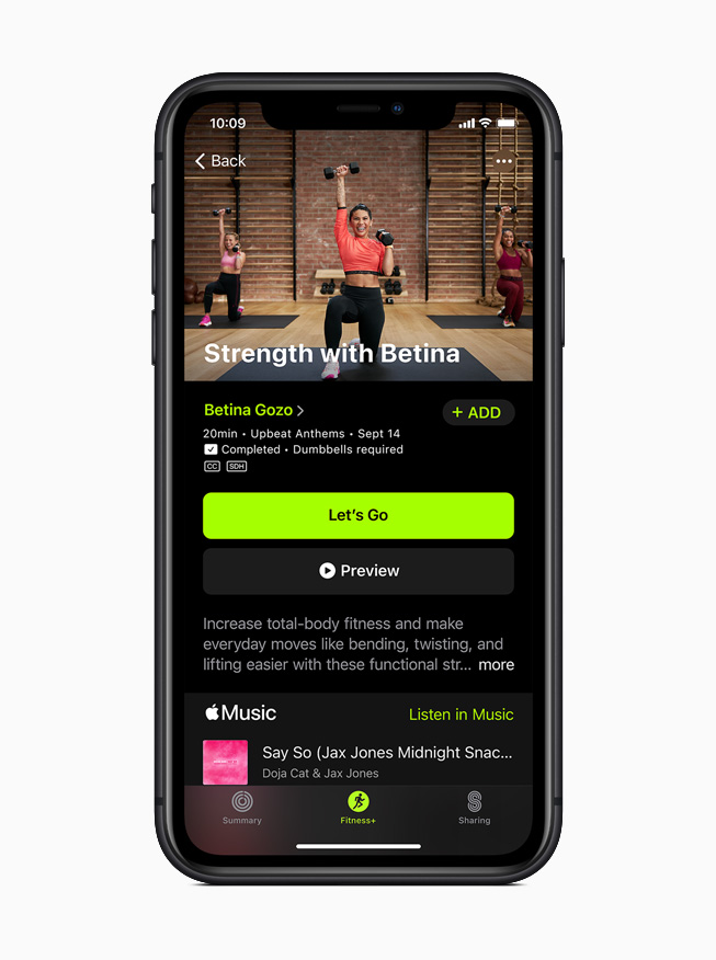 iPhone 11 Pro’da Apple Fitness+ uygulamasında güç antrenmanı görüntüleniyor.