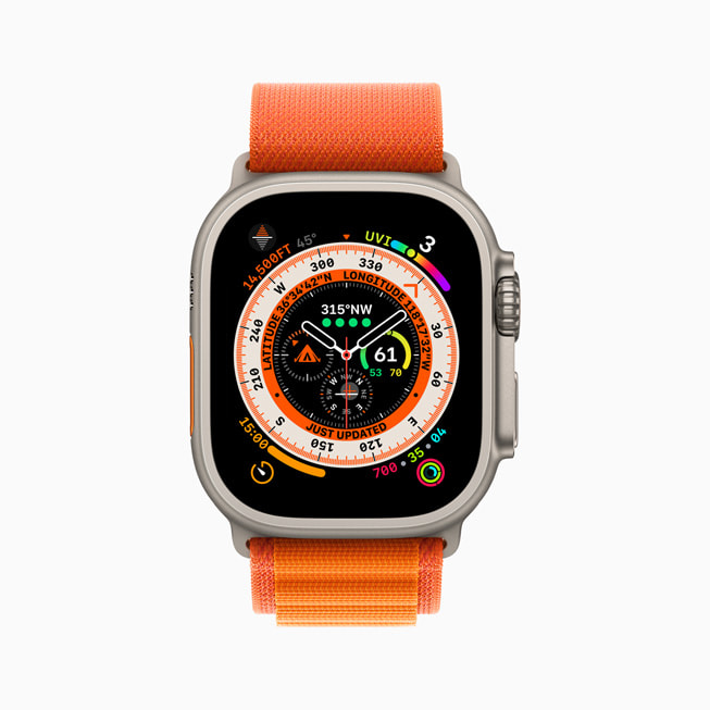 Turuncu Alpine Loop kayışlı Apple Watch Ultra Yol Rehberi saat kadranını gösteriyor.