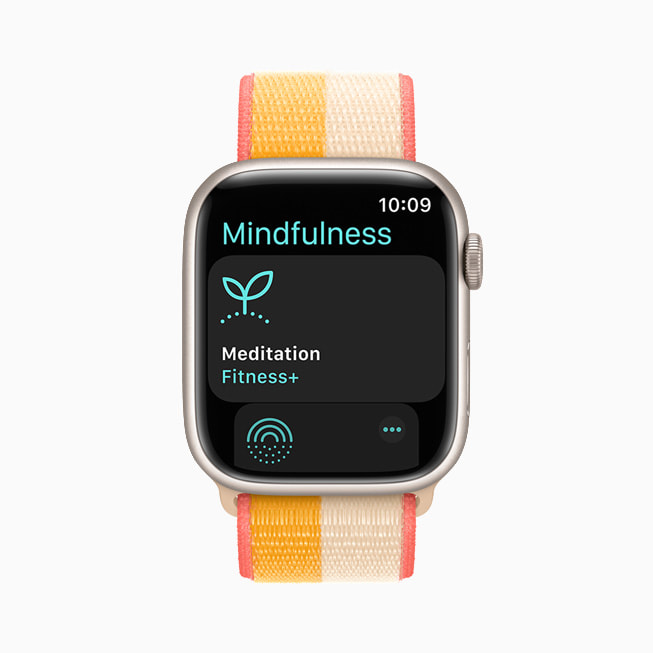 Apple Watch Series 7’deki Farkındalık uygulaması gösteriliyor.