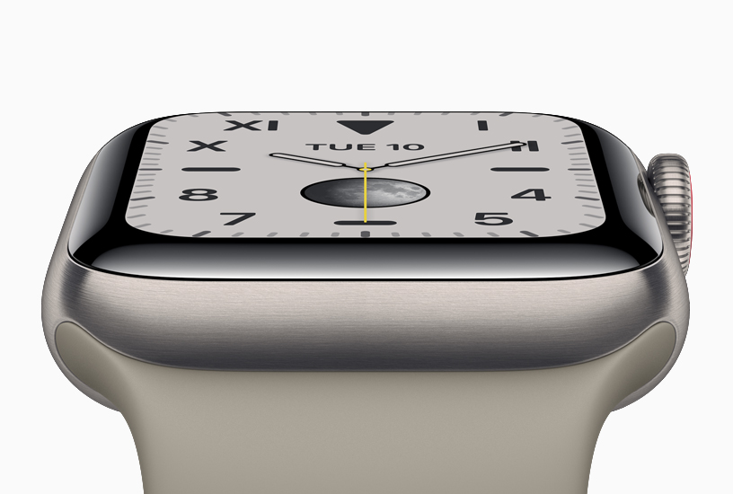 Titanyum kasalı yeni Apple Watch Series 5.