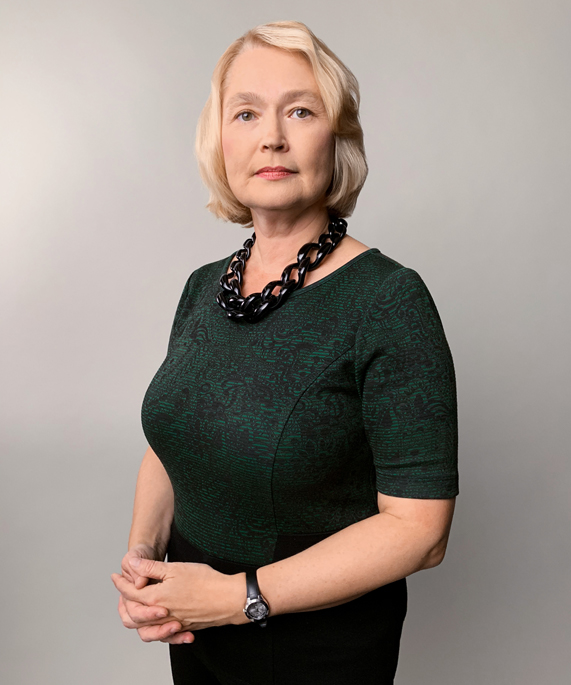 Elena Krasnoperova’nın portresi