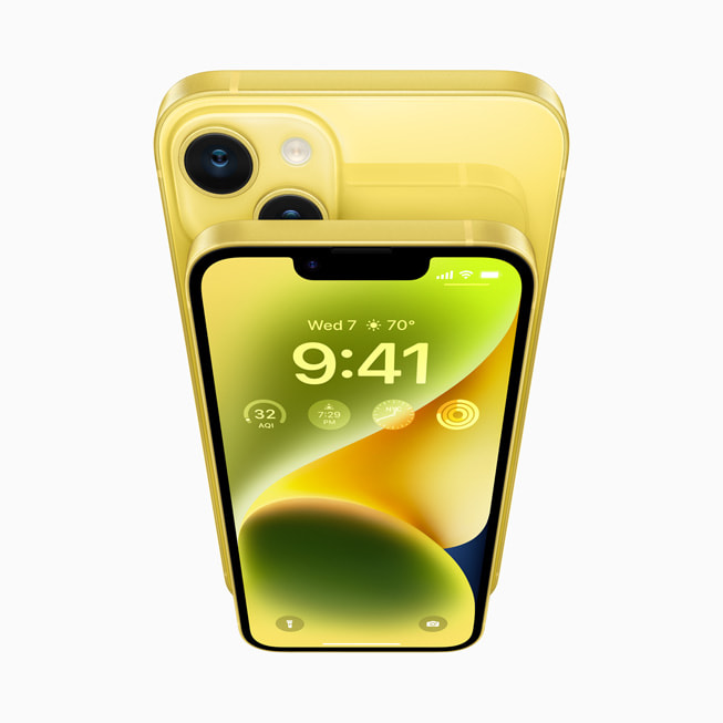 Yeni sarı renkli iPhone 14 ve iPhone 14 Plus arka arkaya gösteriliyor.