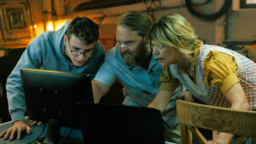 Leo Simon, Axel Stein und Heike Makatsch in „Where’s Wanda?“