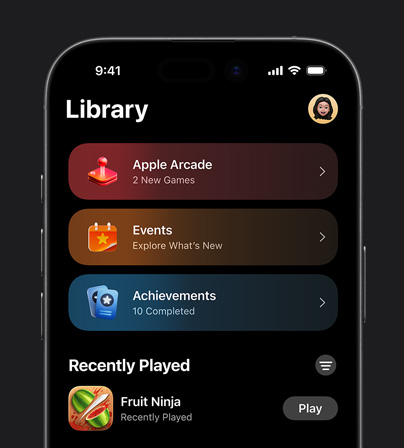 iPhone 17 Pro 上的 Apple Games app，圖片展示資料庫標籤頁