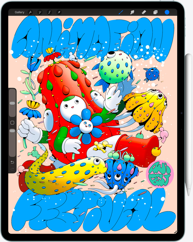 iPad Air 的機身正面，展示一款 app 上的一幅色彩繽紛的數碼藝術作品，作品上有多個角色和物件；另有一枝 Apple Pencil Pro