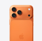 iPhone 17 Pro, pohled zezadu, kosmicky oranžová barva, nahoře modul s profesionální Fusion fotosoustavou