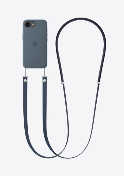 iPhone 17e, Rückseite, Farbe Schwarz, Silikon Case mit MagSafe in Blau mit befestigtem Crossbody Band in Blau