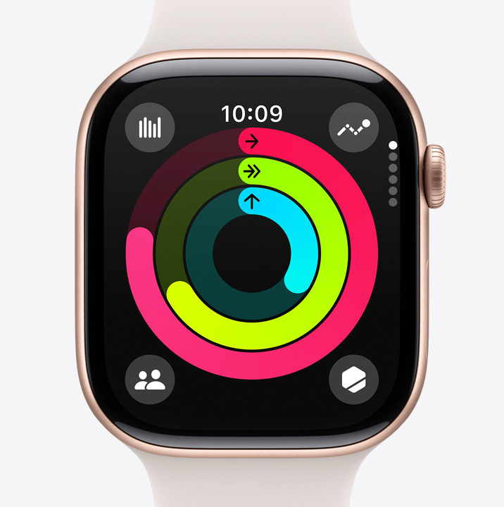 ユーザーのムーブ、エクササイズ、スタンドのリングの進捗を示すアクティビティアプリが表示されたApple Watch Series 10